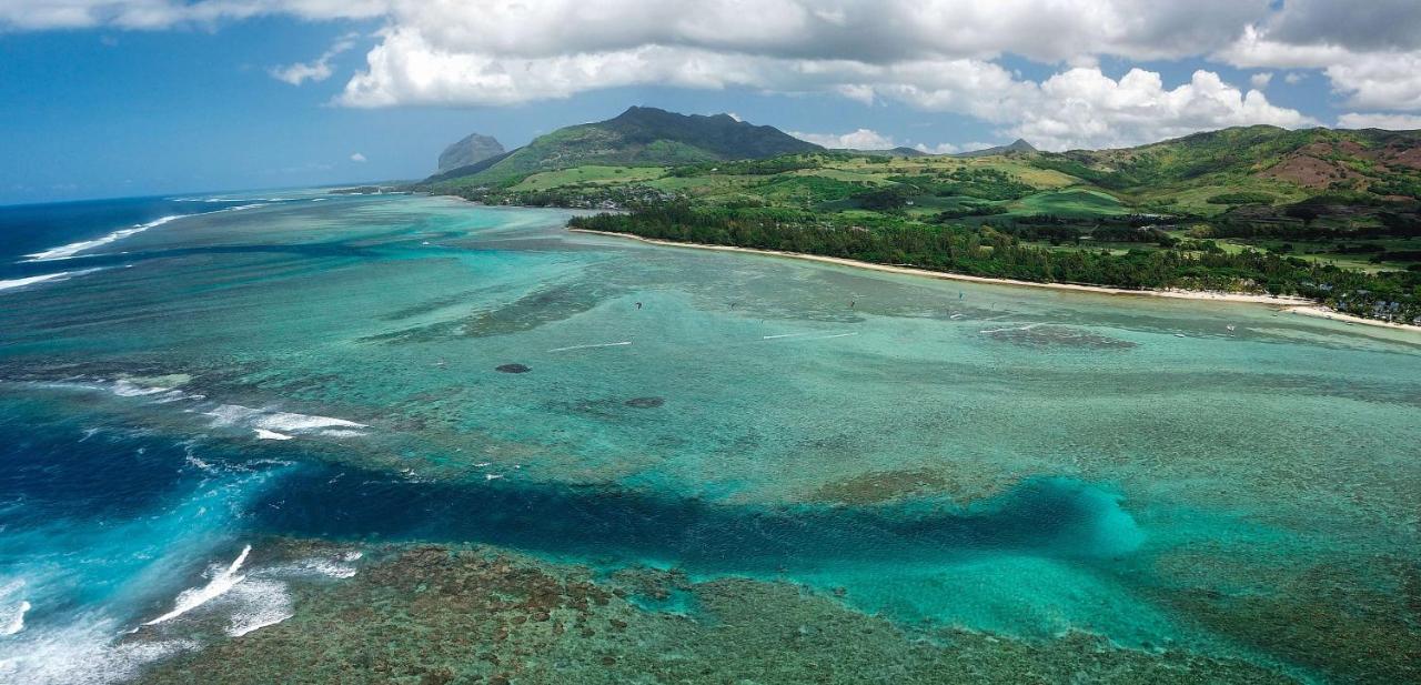 Outrigger Mauritius Beach Resort Bel Ombre Exterior foto